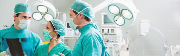 Кабмин одобрил проведение бесплатных операций в 8 больницах Академии меднаук