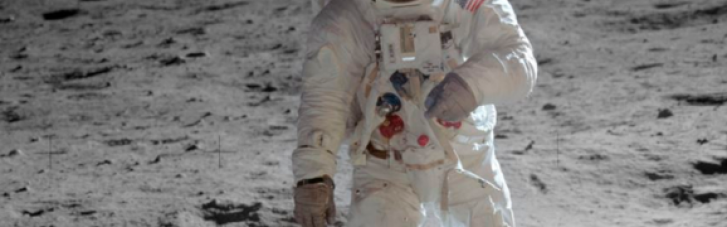 NASA обіцяють висадити першу жінку на Місяць протягом десятиріччя