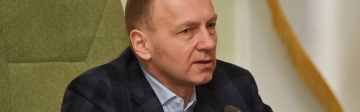 "С сегодняшнего дня украинцев могут сажать в тюрьму за переход улицы на красный свет", — политолог об абсурдности решения суда относительно мэра Чернигова