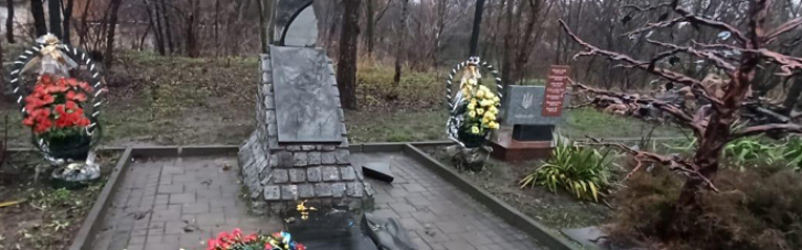 На Николаевщине неизвестные повредили памятник Героям Небесной Сотни (ФОТО)