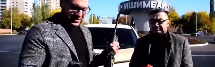 Двое россиян вооружились макетом АК-47 и устроили рейд по школам (ВИДЕО)