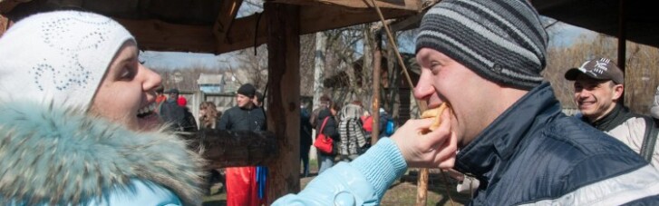 В Україні почалося святкування Масниці