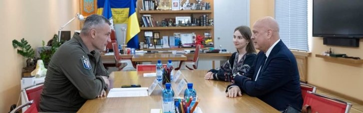"Україна б’ється за безпеку всієї Європи", - Кличко обговорив допомогу з Генсеком "Спільноти демократій"