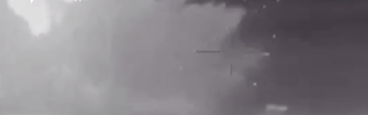"Сергей Котов" на дне: ГУР показало уничтожение очередного корабля россиян на видео