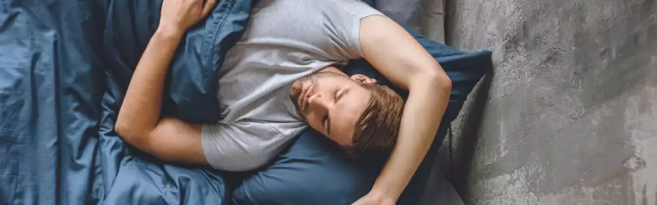 Ученые объяснили, сколько часов здорового сна нужно людям в разном возрасте