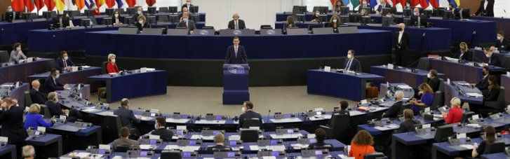 Встретимся в суде. Как ссора ЕС с Польшей допекла Европарламент