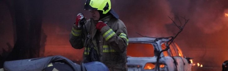 Пятеро погибших и минимум 40 пострадавших, из них около 30 — в Харькове: в МВД рассказали о последствиях ракетной атаки (ФОТО)
