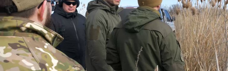 Владимир Кличко и "Украинская команда" привезли дроны 204-му батальону терробороны