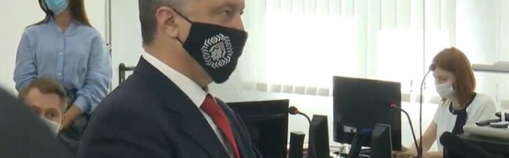 Порошенко и Яценюк прибыли в суд по делу Януковича (ВИДЕО)