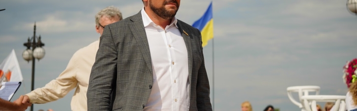Упійманий на хабарі депутат Київради Трубіцин вийшов із партії "Слуга народу"