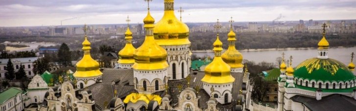 Перехід Лаври до української церкви: радіти поки рано