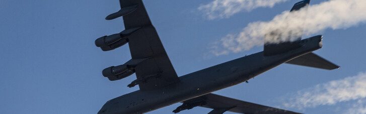 Крым под ударом. Что делали над Украиной американские бомбардировщики B-52