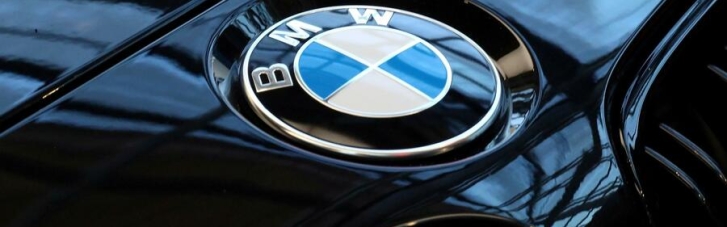 BMW останавливает поставки авто в Россию и закрывает производство
