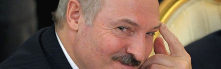 "По принципу Starlink": Лукашенко показали Wi-Fi-агрегат с антенной (ВИДЕО)