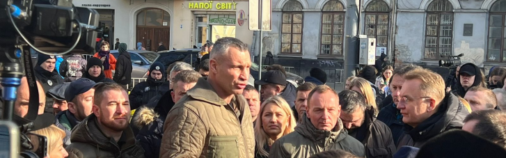 Кличко заявил о давлении на местное самоуправление из-за дела об отстранении Атрошенко