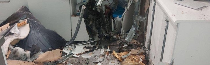 Нічна атака дронів: на Київщині поранені 4 людей, багато пошкоджених будівель (ФОТО)