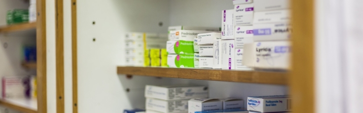 Аптеки в России "не досчитались" 1,3 тысячи позиций зарубежных лекарств