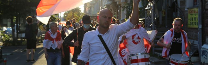 В Киеве на марше солидарности с белорусами произошла потасовка (ФОТО, ВИДЕО)
