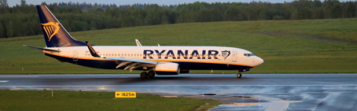 Ryanair влип в очередной скандал: улетел из Борисполя, оставив группу украинских детей в аэропорту (ФОТО)