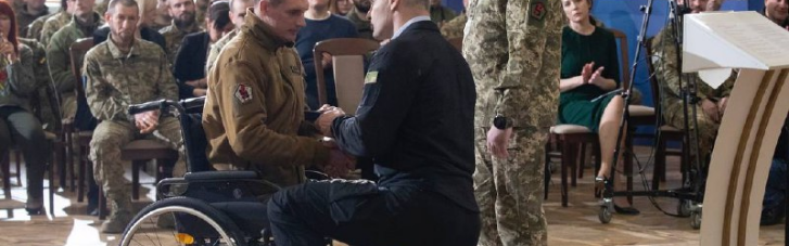 Кличко в другу річницю створення 5 штурмової Київської бригади нагородив бійців