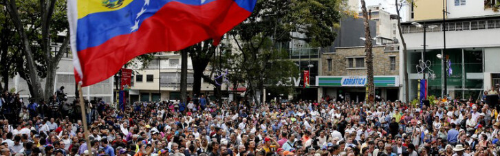 Битва за Каракас. Які шанси виграти у США і Росії