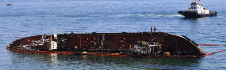 Одеський суд визнав за державою право власності на танкер "Delfi"