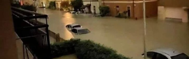 Наводнение в Италии: погибли по меньшей мере 8 человек