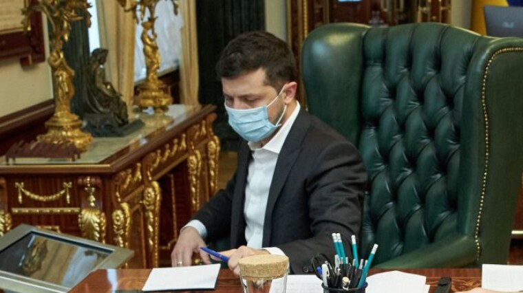 Владимир Зеленский подписал два важных закона