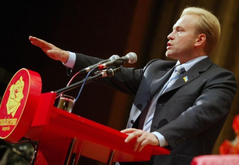 Василий Волга выступает во время ХІІ съезда СПУ