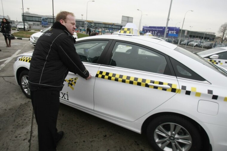 Сегодня стоимость услуг такси в Украине — самая низкая в Европе