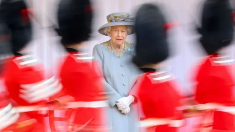 Королева Великої Британії Єлизавета II