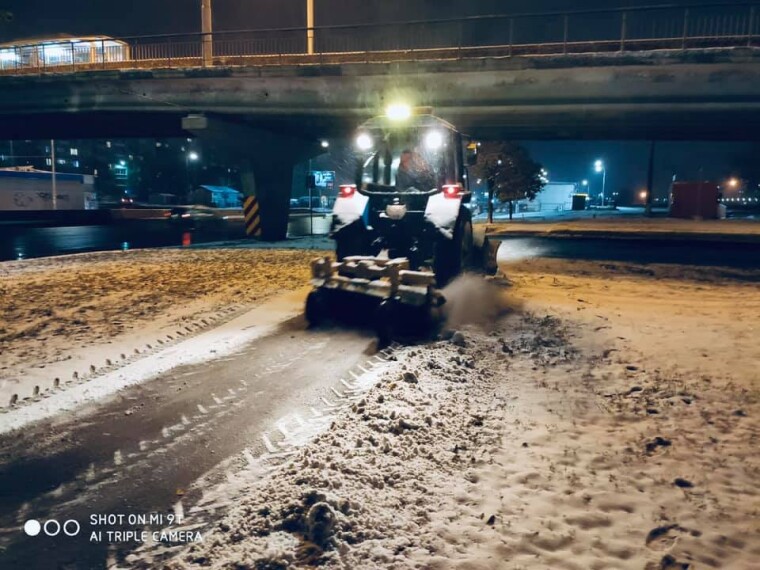 Прибирання снігу в Києві