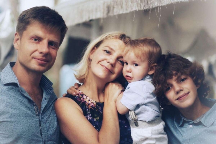 Олексій Гончаренко з сім'єю