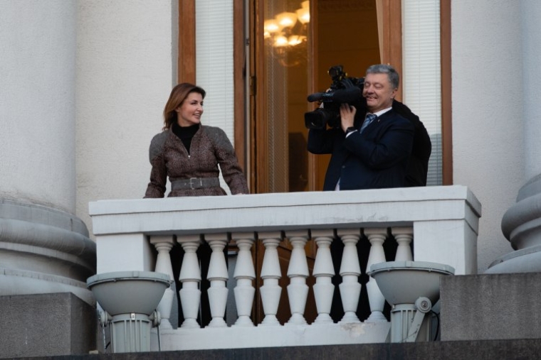 Марина и Петр Порошенко на балконе Администрации Президента