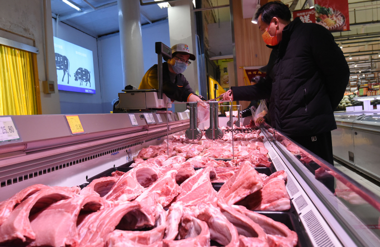 Пекін ввів обмеження  на імпорт канадської свинини, ріпаку та яловичини