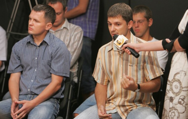 Кандидат політичних наук, аналітична група "Левіафан" Василь Мокан (праворуч)