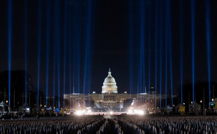 Экспозция на Национальной аллее в Вашингтоне