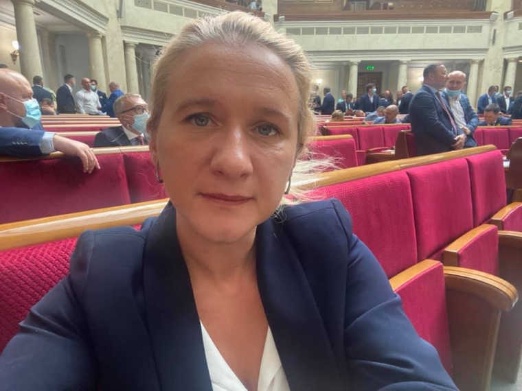 Ганна Бондар в залі Верховної Ради