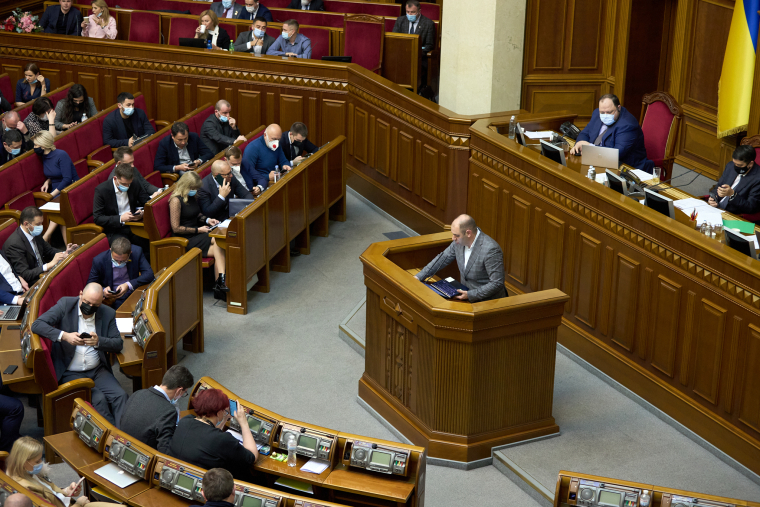 Дмитрий Кисилевский - один за авторов законопроекта (№3739) об изменениях в системе публичных закупок для развития и модернизации отечественной промышленности