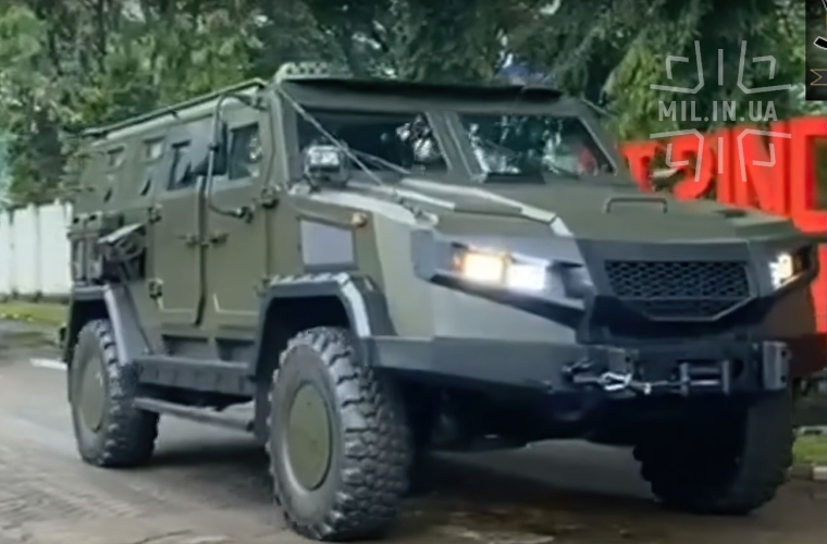 Прототип индонезийской версии бронеавтомобиля "Козак-2М"