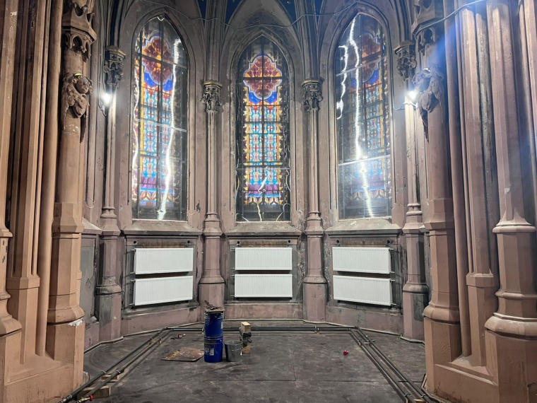 Костел святого Николая изнутри, ремонтные работы. Фото: Маси Найем, Facebook