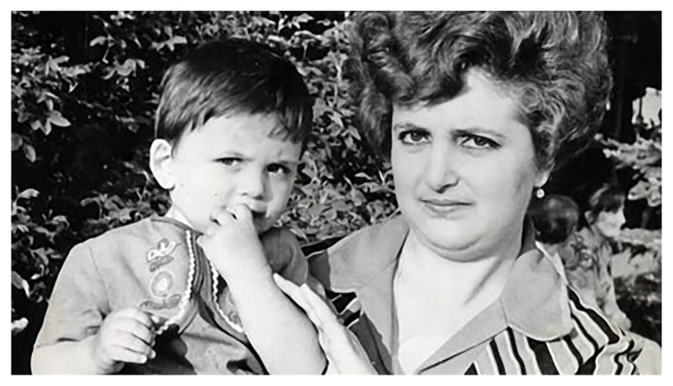 Владимир Гройсман с мамой Жанной Израилевной / Facebook Владимира Гройсмана