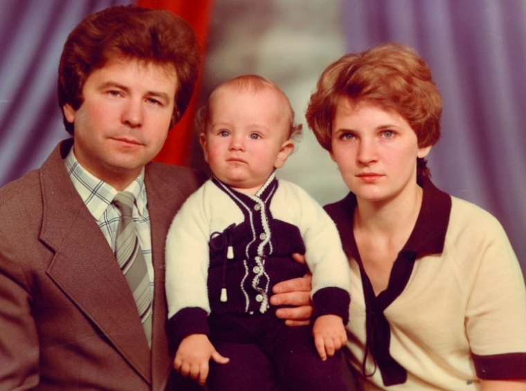 Михайло Поплавський c дружиною Людмилою і cином Сашею в 1982 р