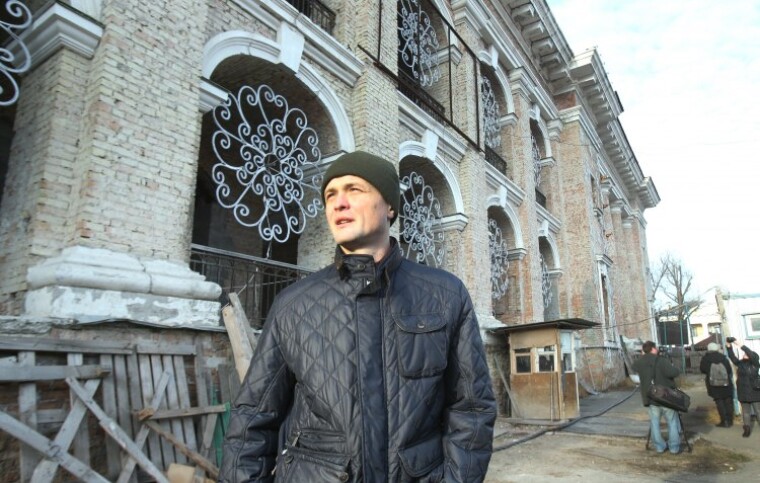 Ігор Луценко з журналістами біля Гостиного двору в Києві, 20 грудня 2019 р