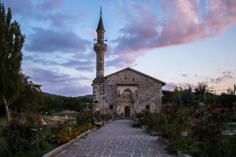 Мечеть хана Узбека в Старому Криму