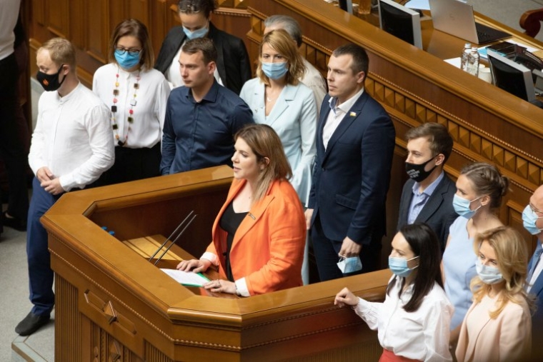 Кира Рудик и народные депутаты представители политической партия "Голос" во время заседания Верховной Рады Украины