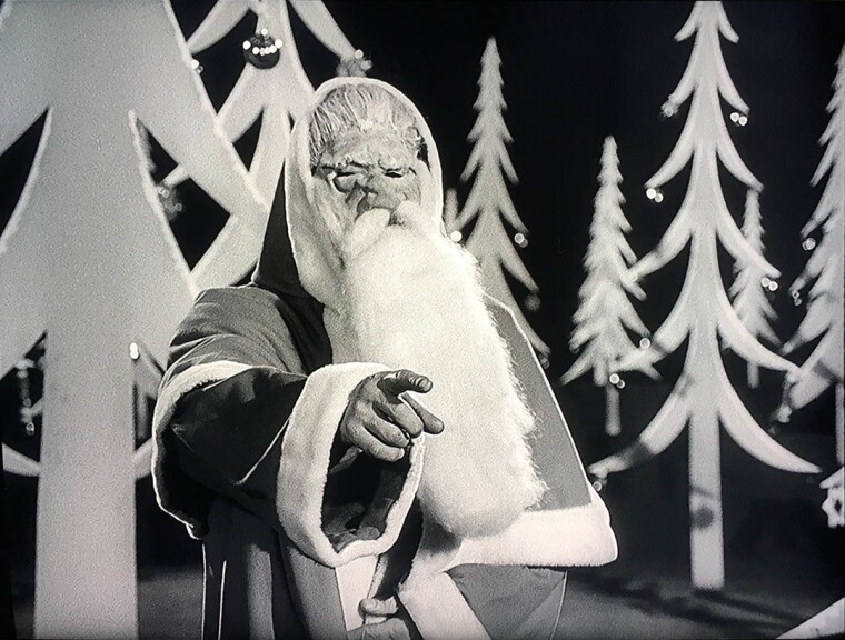 фото Санта-Клауса в серіалі «Месники»
