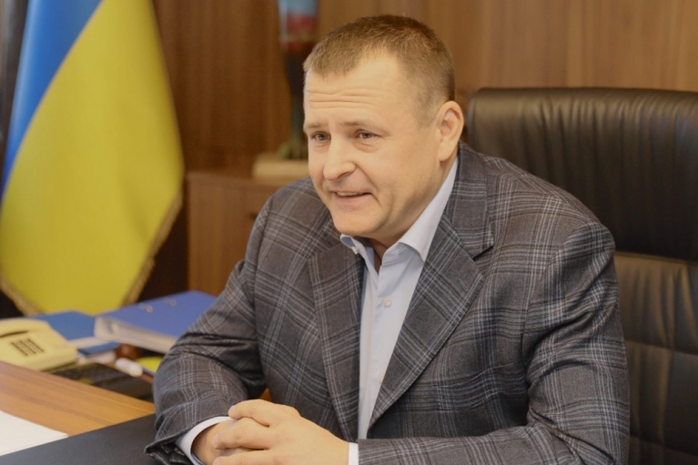 Мэр Днепра Филатов "подчистил" в соцсетях сообщения с бранью после жалобы активистов в НАПК (ДОКУМЕНТ)