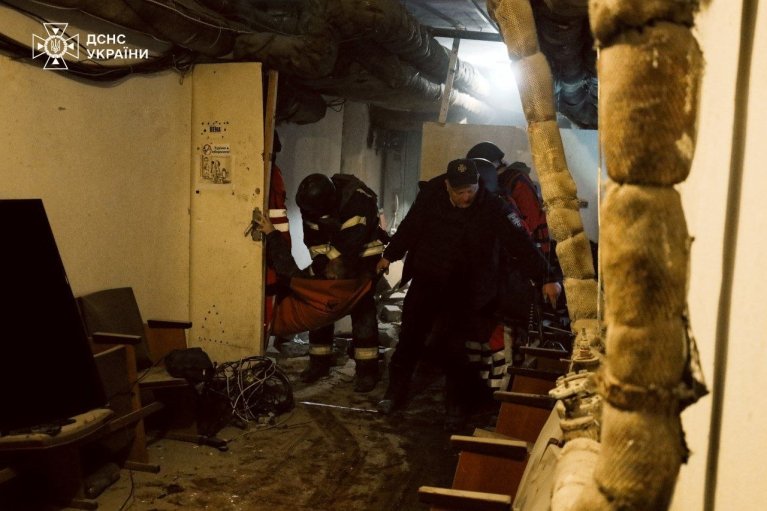 Удар по Чернігову: кількість жертв зросла до 17, в місті оголошена жалоба