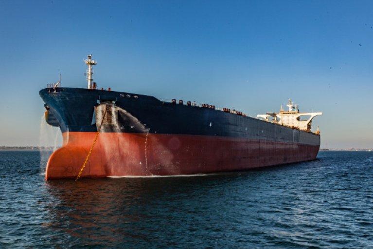 Reuters: Индия принимает подсанкционные танкеры с российскими нефтепродуктами